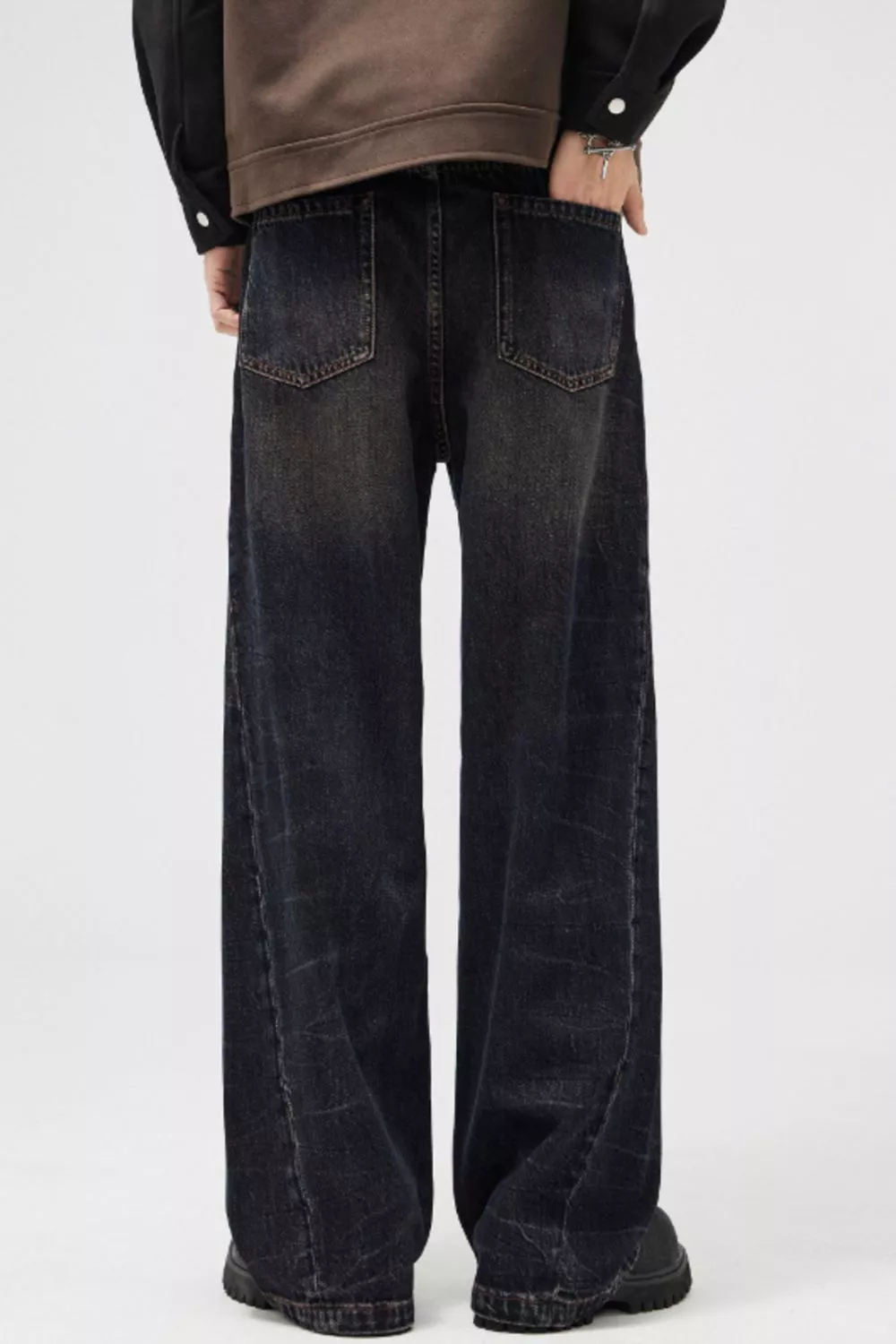 Men's Vintage Wash Wide Leg Jeans, image 4