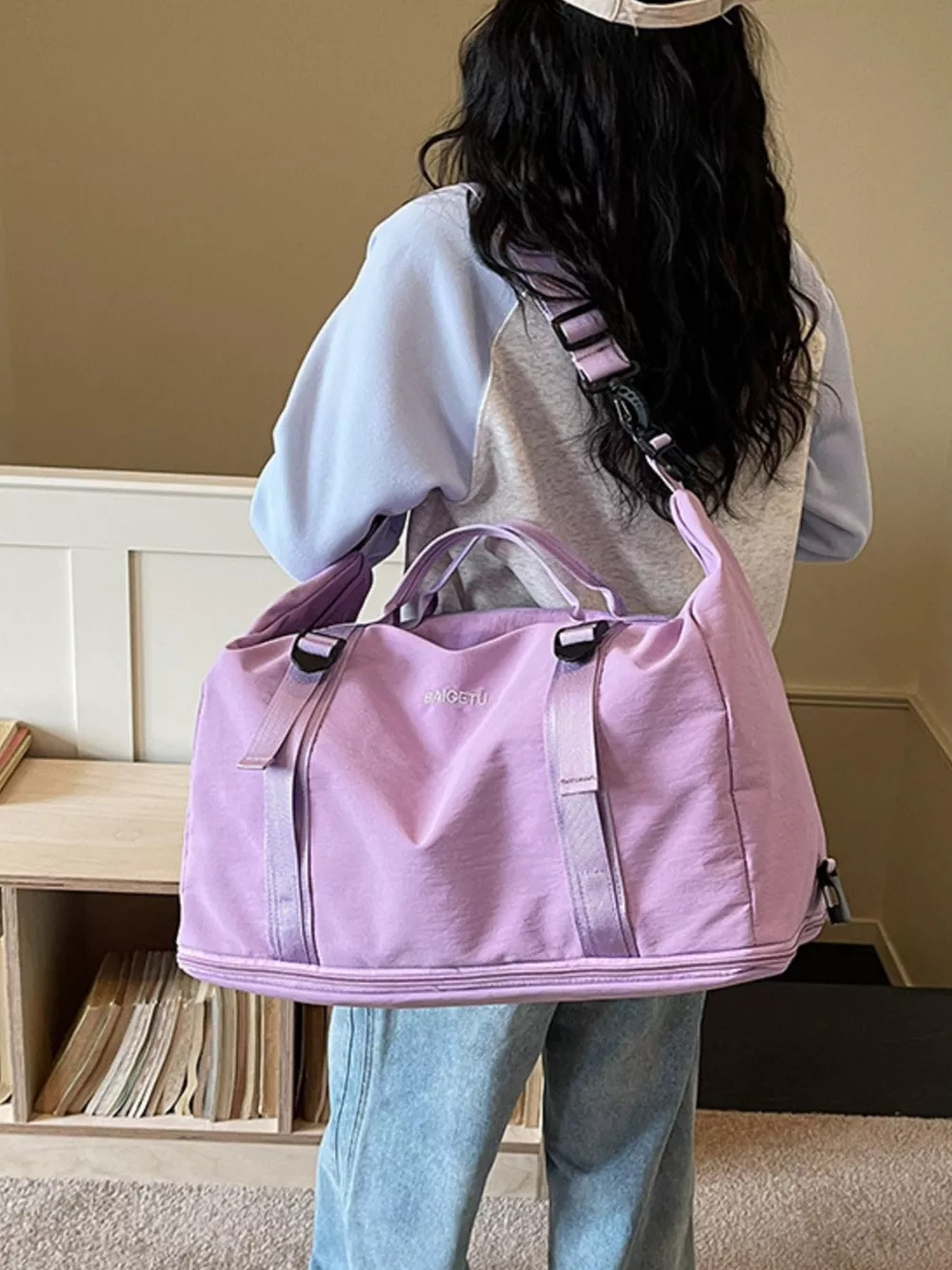 Lightweight Nylon Travel Bag, image 7