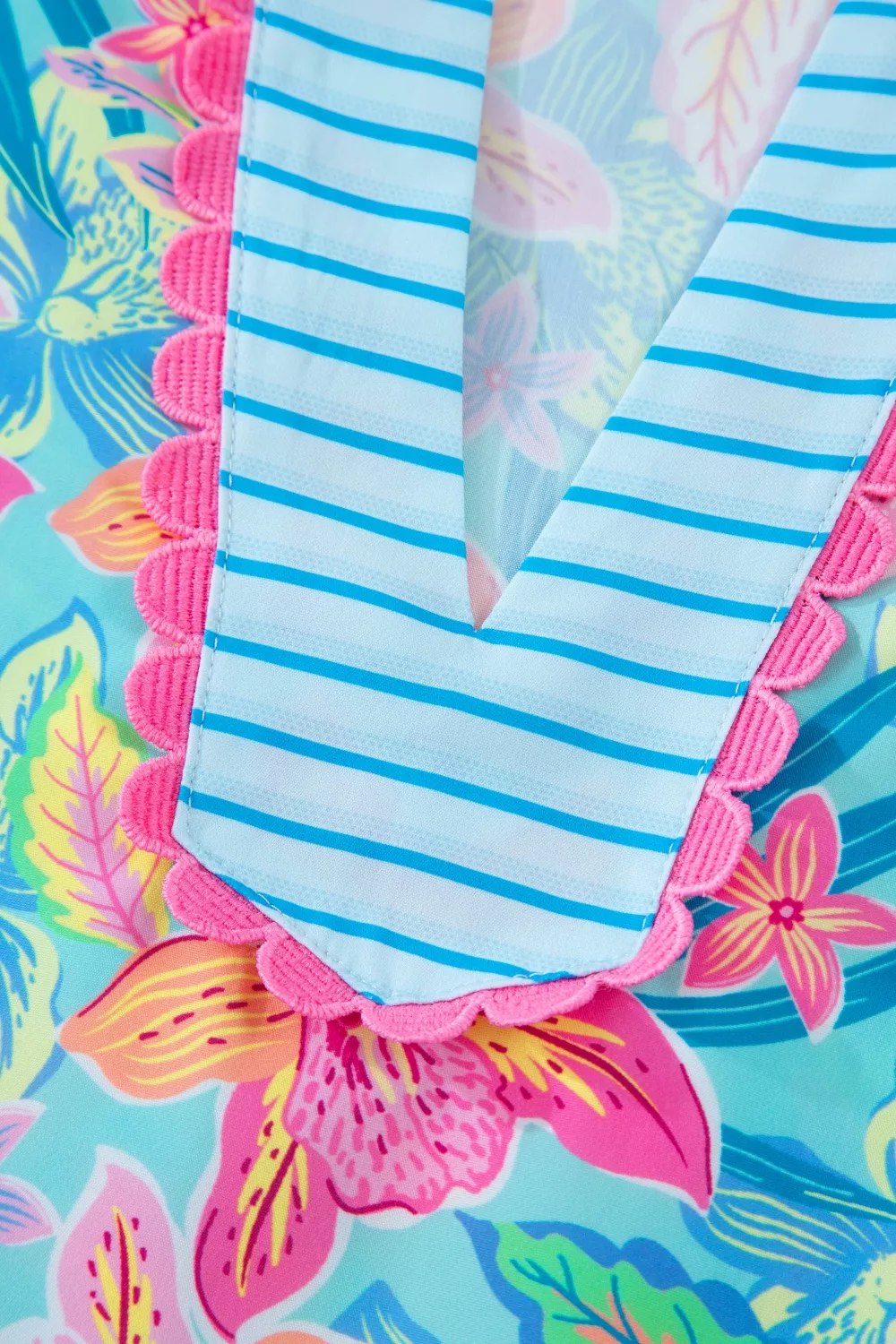 Floral Print Contrast Scallop Striped Trim V Neck Dress, image 8