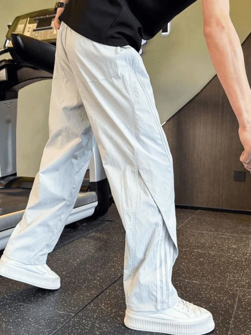 Men's Plus Size Relaxed Fit Wide Leg Casual Pants, image 2