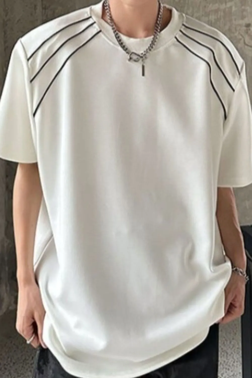 Men's Plus Size Oversized Round Neck T-Shirt with Contrast Shoulder Stripes, image 2