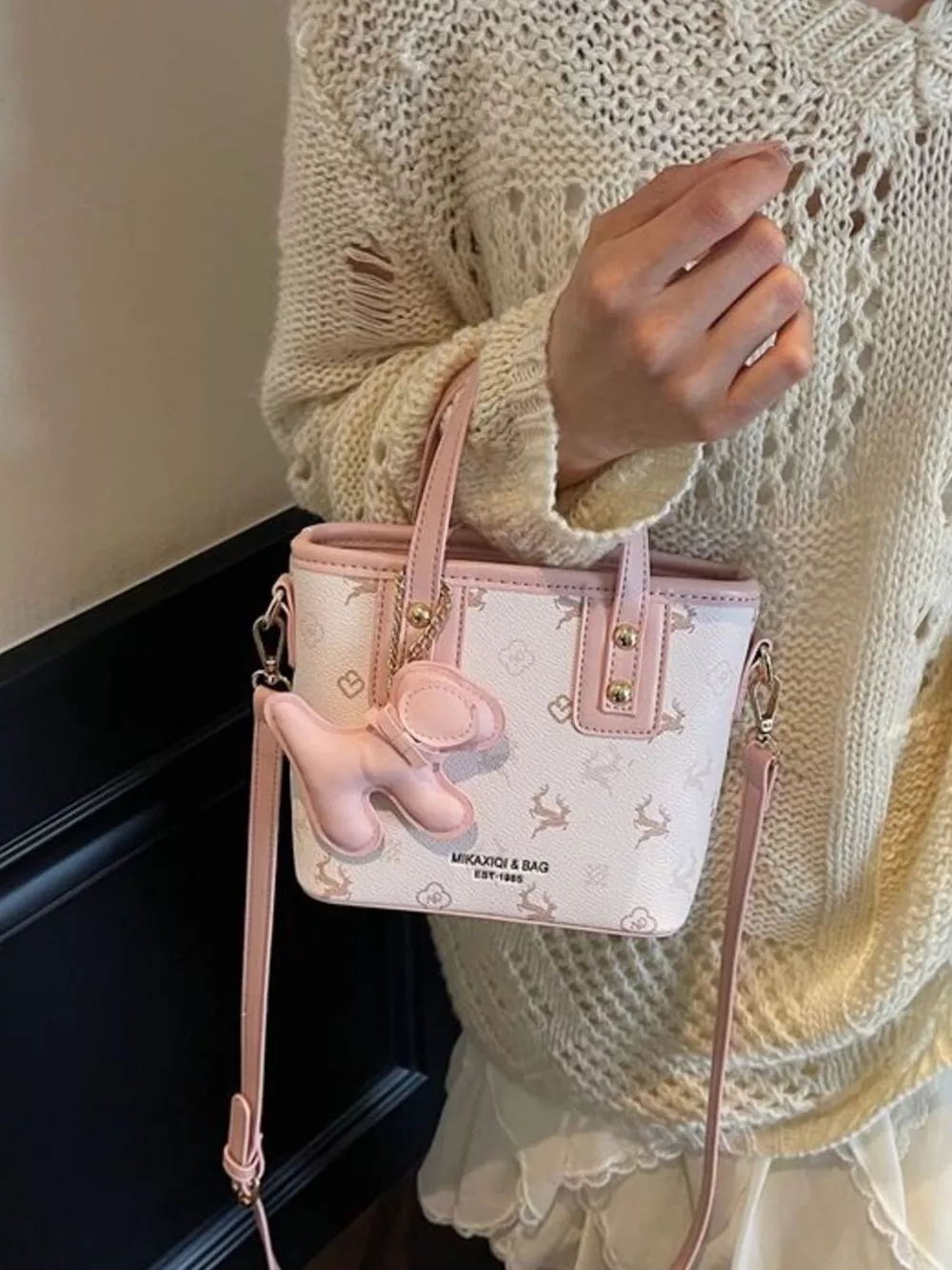 Lightweight Printed Crossbody Bag, image 2