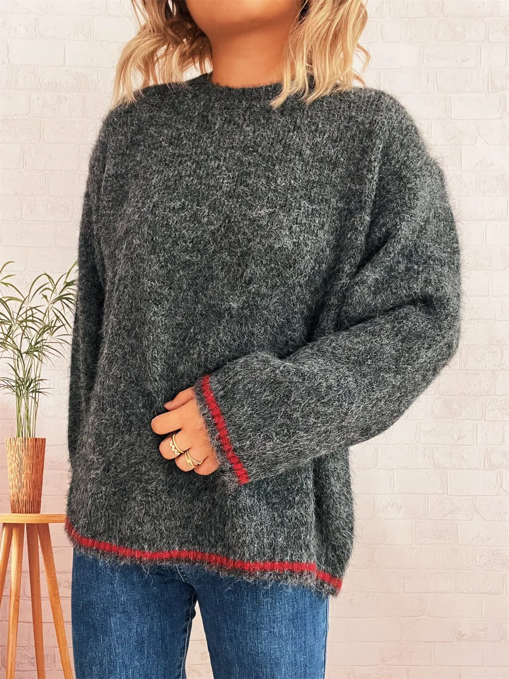Contrast Trim Round Neck Cozy Sweater, image 3