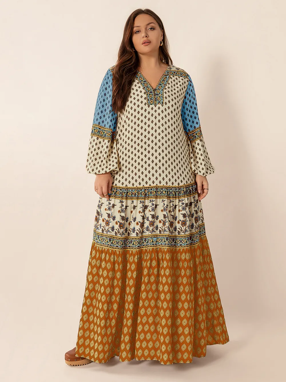 Plus Size Printed V-Neck Balloon Sleeve Maxi Dress, image 6