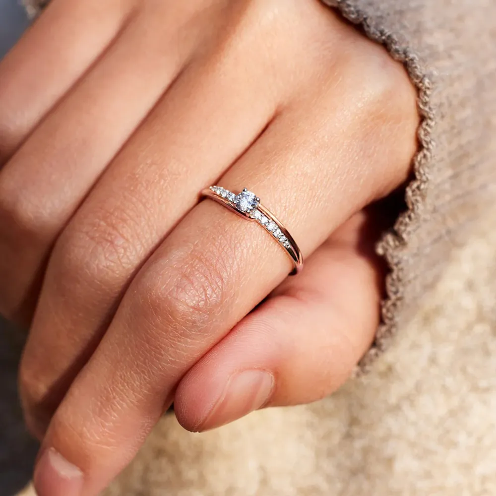 Inlaid Zircon Bicolor Rose Gold-Plated Ring, image 2