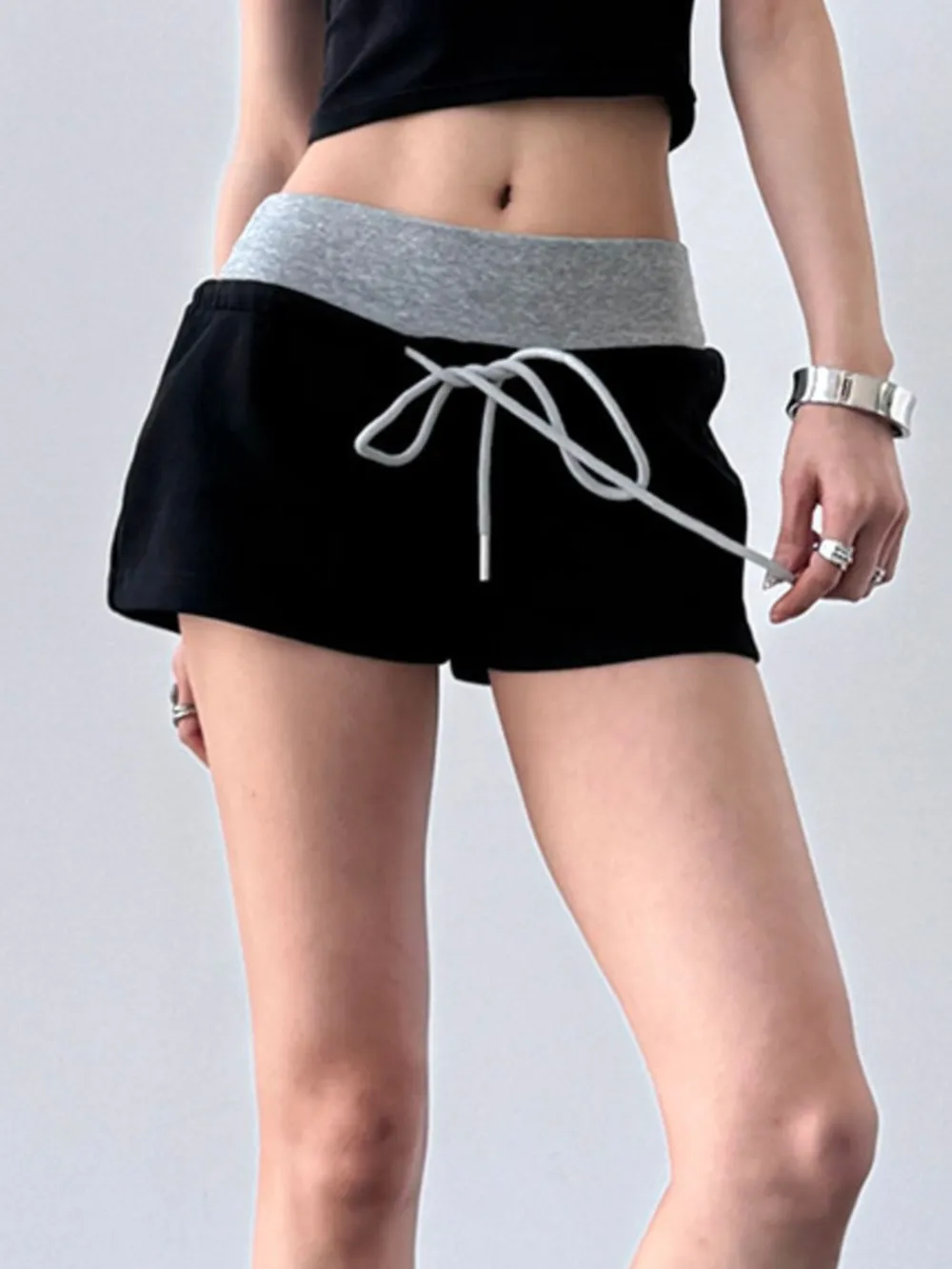 Drawstring Shorts with Contrast Waistband, image 4