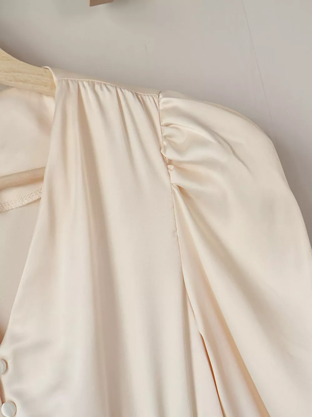 V-Neck Lantern Sleeve Midi Dress, image 13