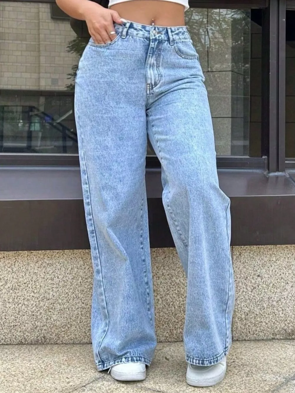 Wide Leg Wash Jeans, image 3