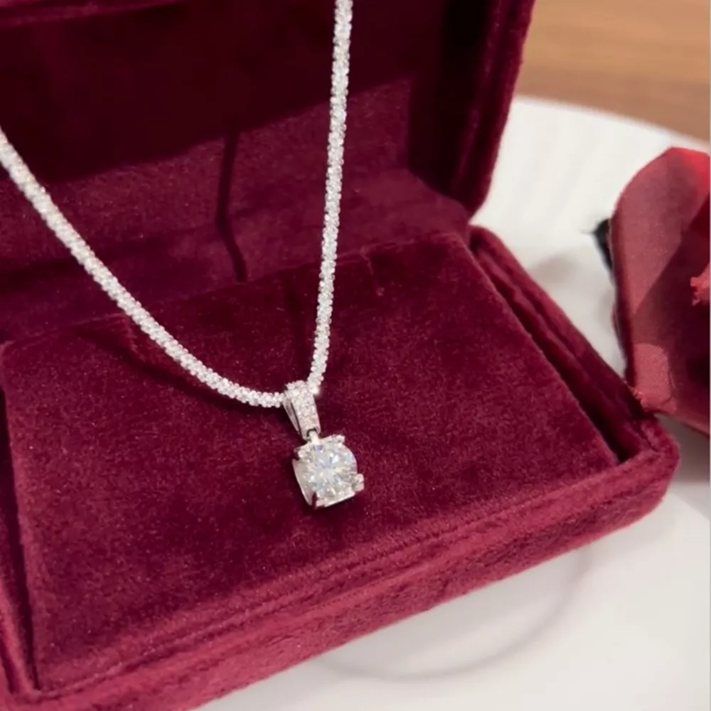 1 Carat 925 Sterling Silver Moissanite Necklace, image 7