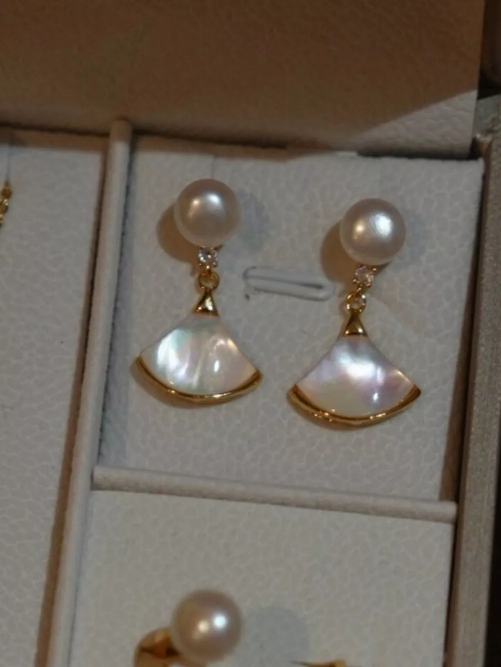 Fan-Shaped Pearl Drop Earrings, image 4