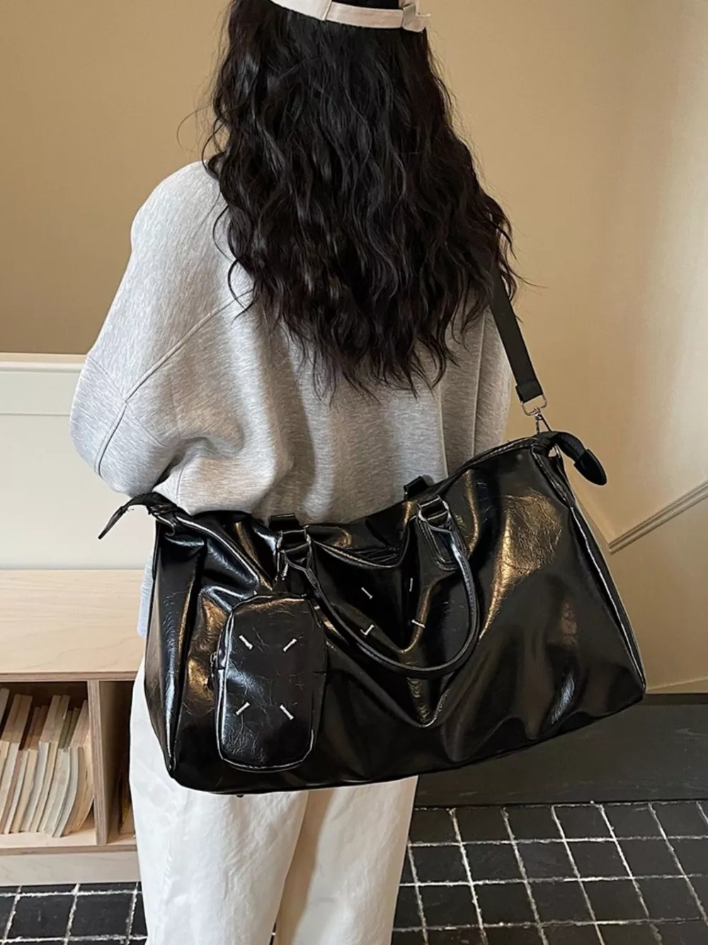 Large Capacity Travel Bag, image 9