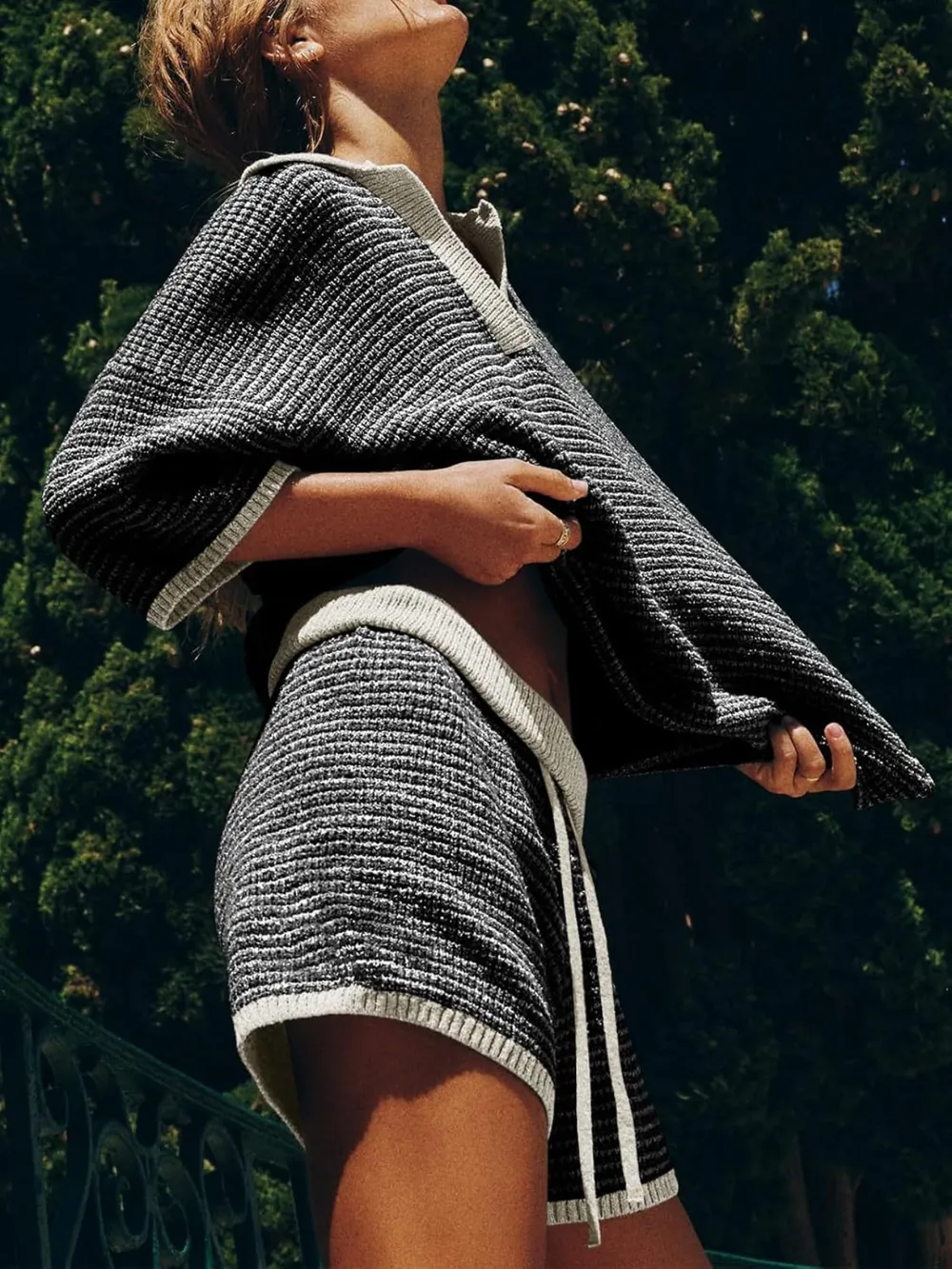 Collared Neck Contrast Striped Top and Shorts Sweater Set, image 15