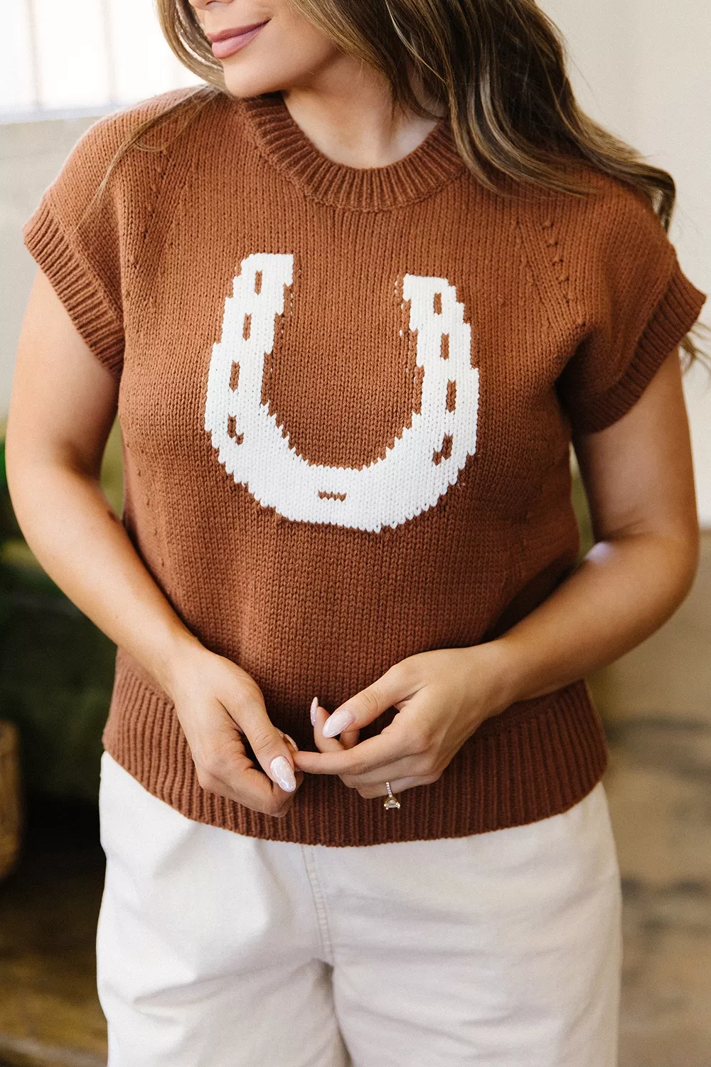 Western Horseshoe Pattern Short Sleeve Knit Sweater, image 4