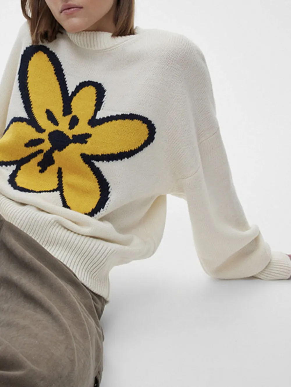 Flower Ribbed Hem Round Neck Sweater, image 9