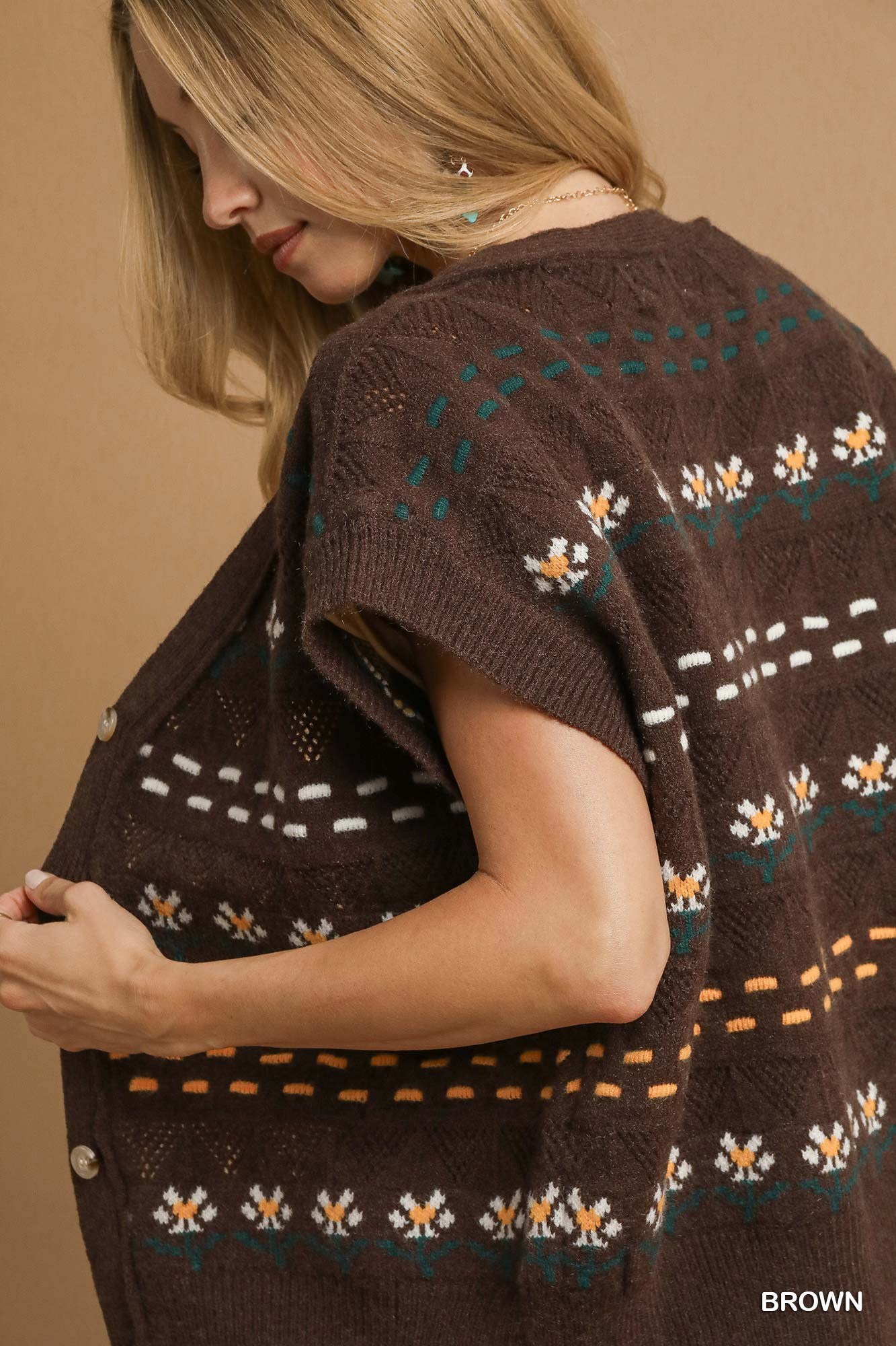 Button-Down Knit Vest with Floral Pattern, image 6
