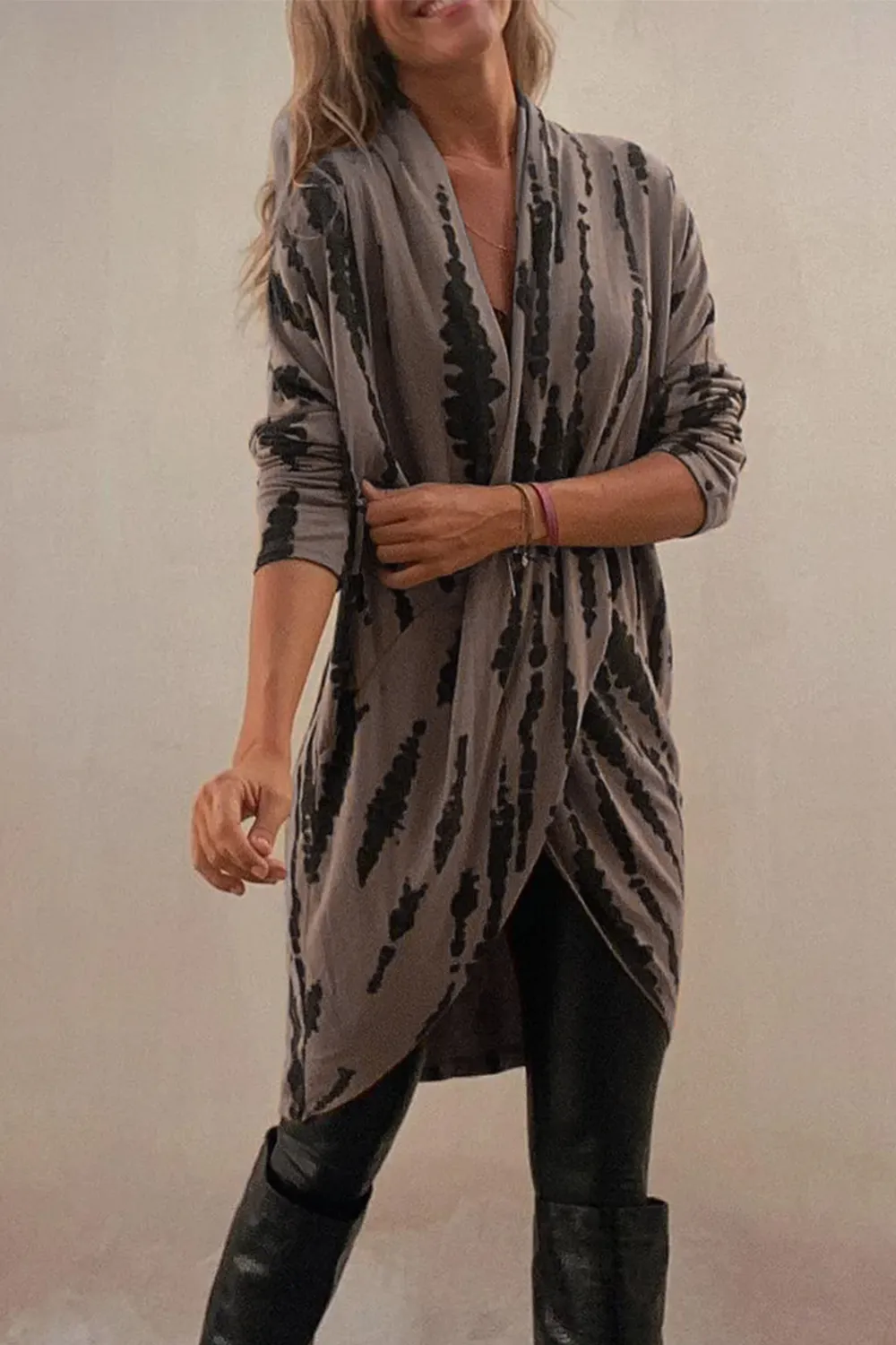 Full Size Contrast Long Sleeve Longline Top, image 3