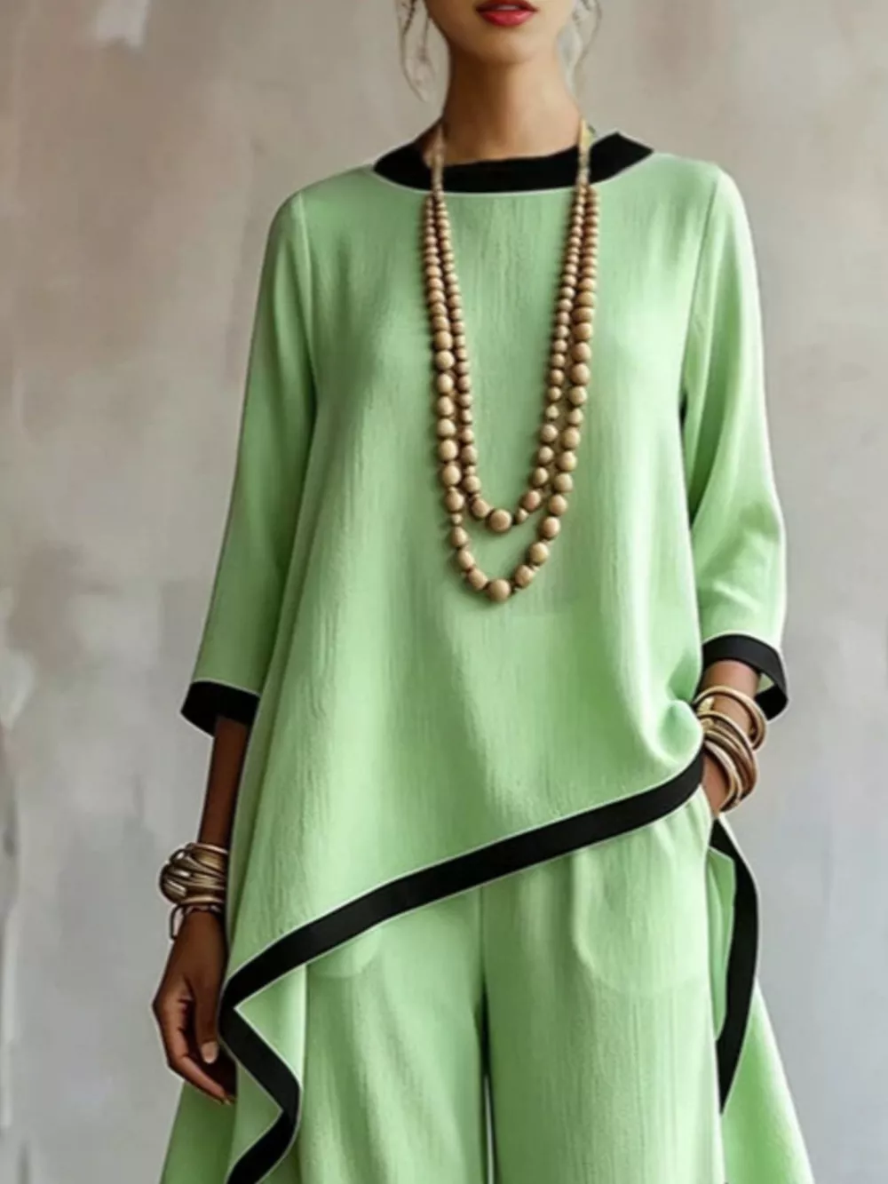 Full Size Contrast Trim High-Low Top and Pants Set Plus Size, image 8