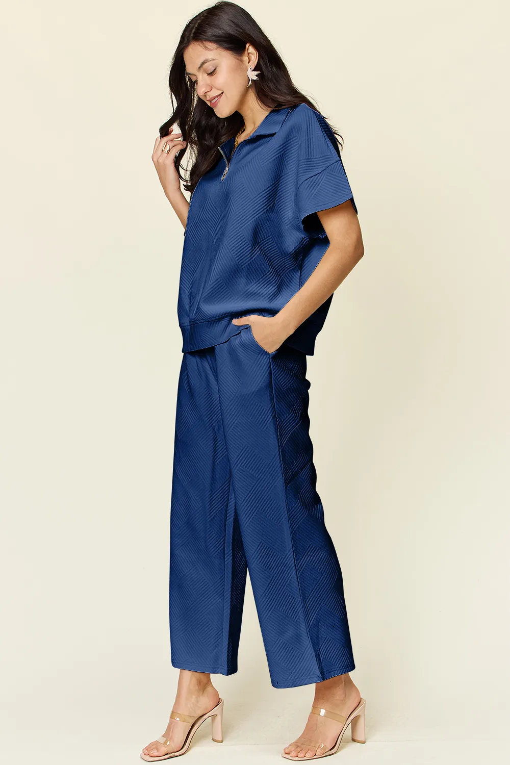 Full Size Texture Half Zip Short Sleeve Top and Pants Set, image 19