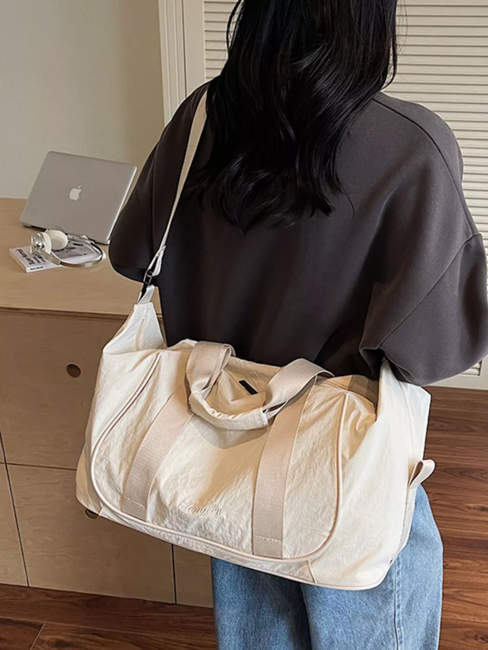 Lightweight Oxford Cloth Duffel Bag, image 2