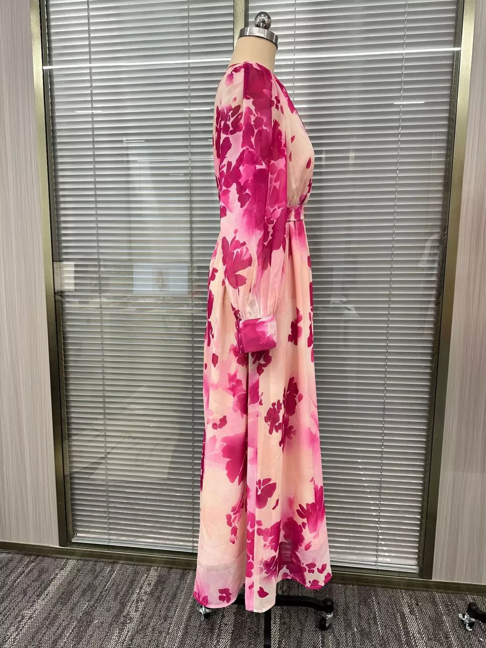 Floral Print Maxi Dress with Waist-Tie Detail, image 6