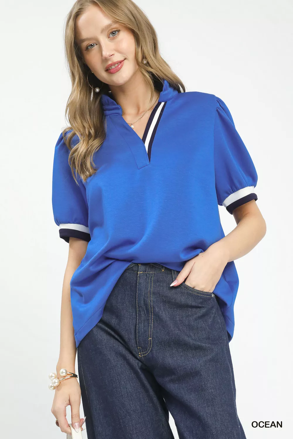 Luxe knit Contrast Trim Puff Sleeve Top