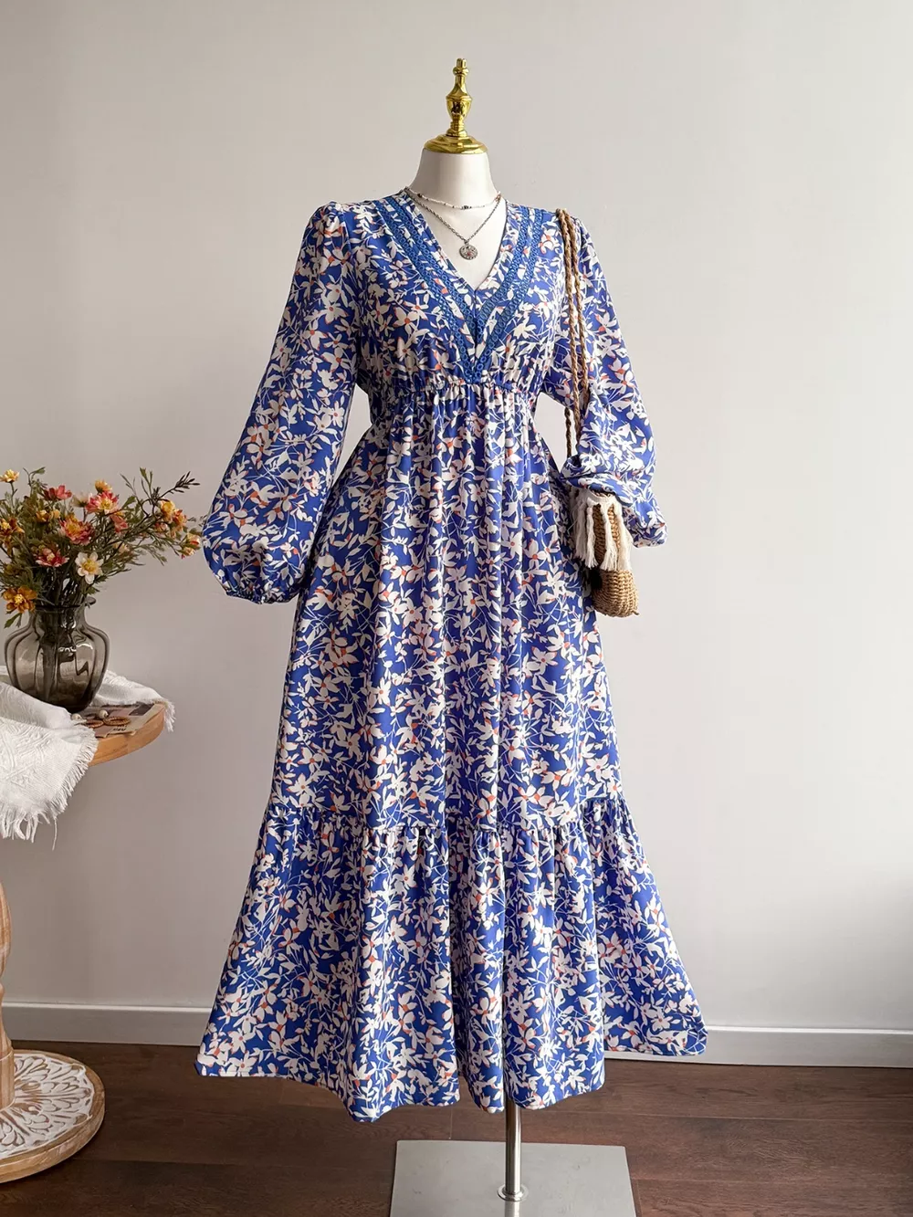 Plus Size Floral Print V-Neck Long Sleeve Maxi Dress, image 4
