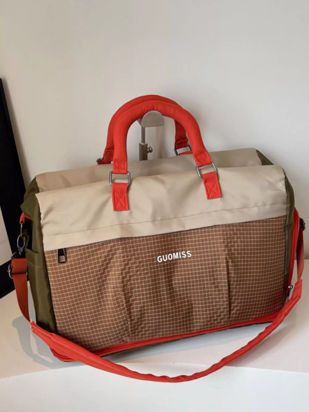 Plaid Travel Bag with Detachable Strap, image 4