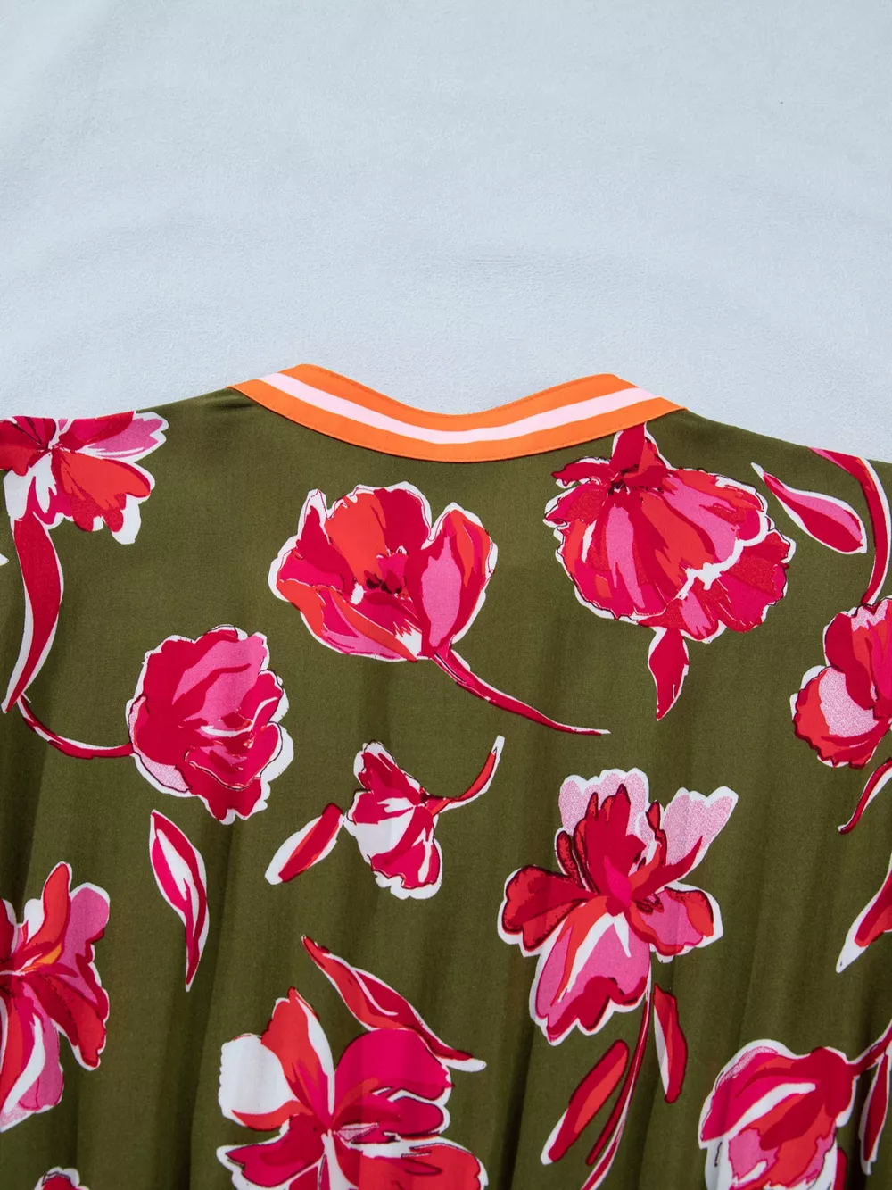 Floral Print Split Neck Short Puff Sleeve Ruffle Hem Dress, image 9