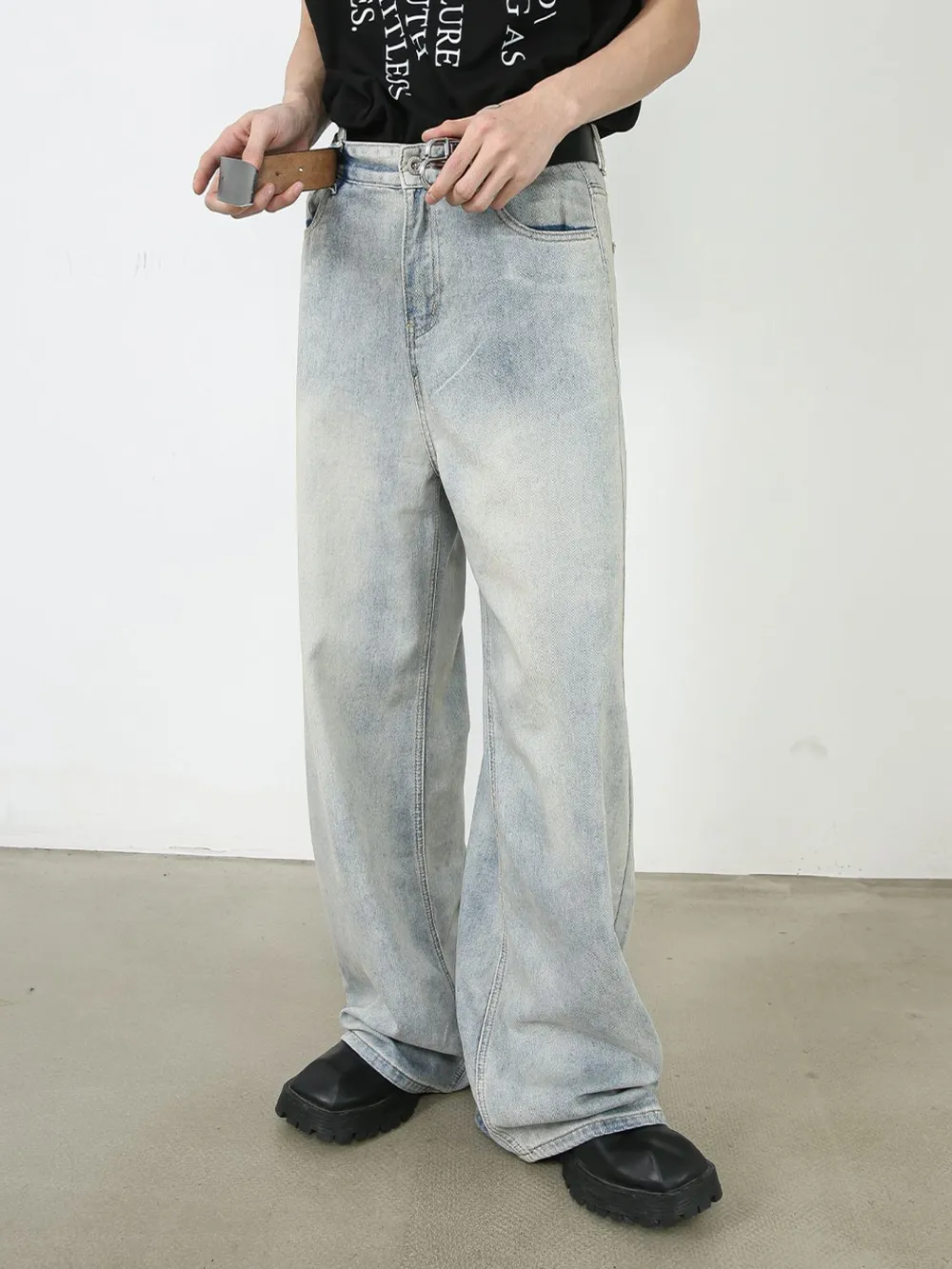 Men's Wide Leg Jeans with Pockets, image 2