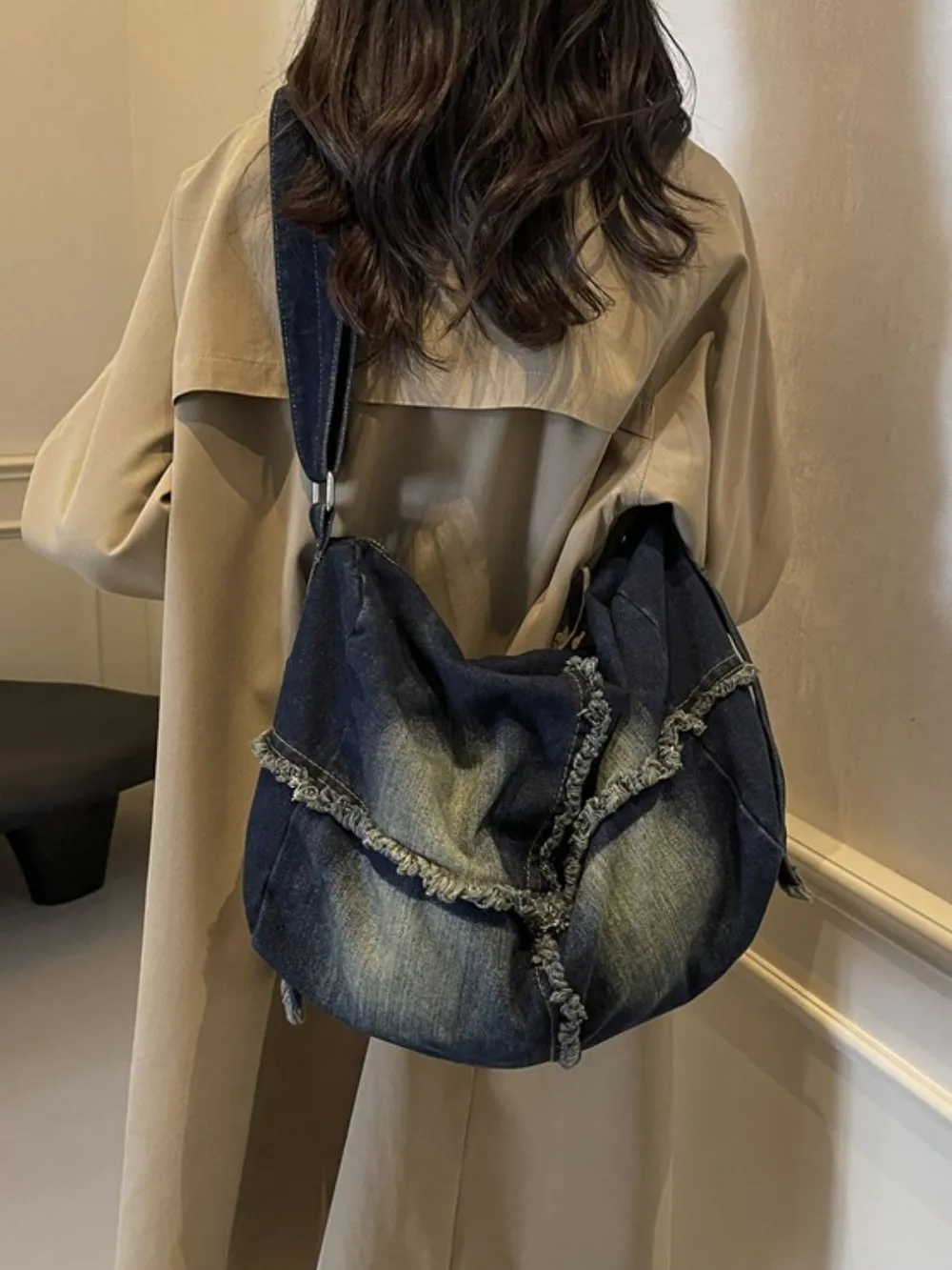 Raw Hem Gradient Crossbody Bag, image 18