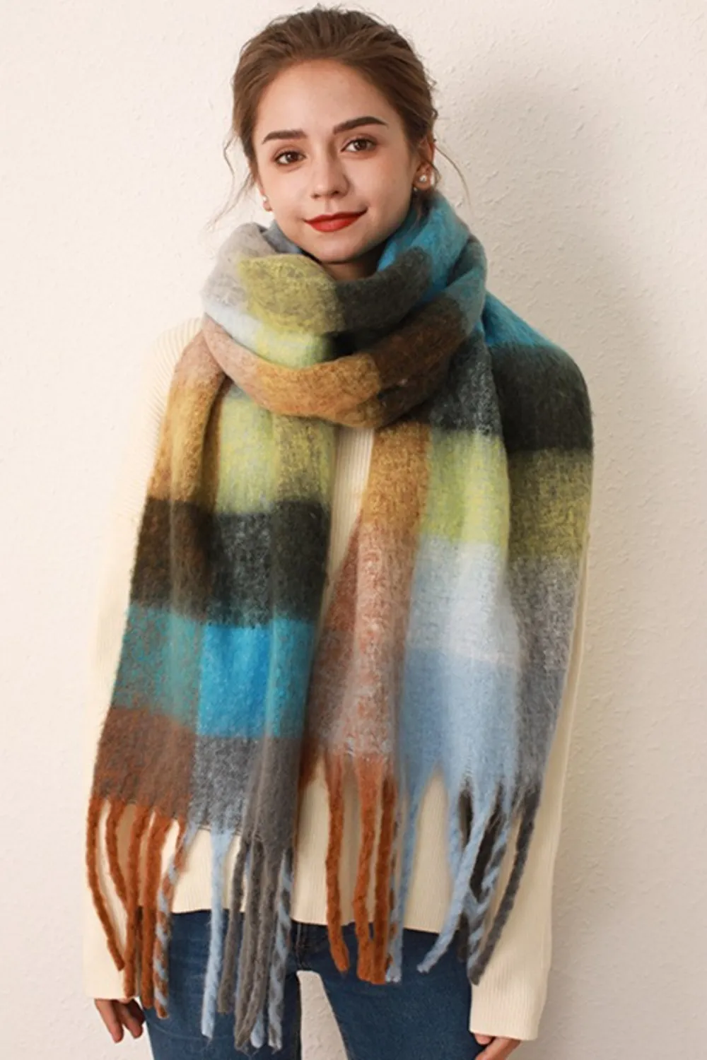 Thermal Fringe Contrast Plaid Scarf, image 4