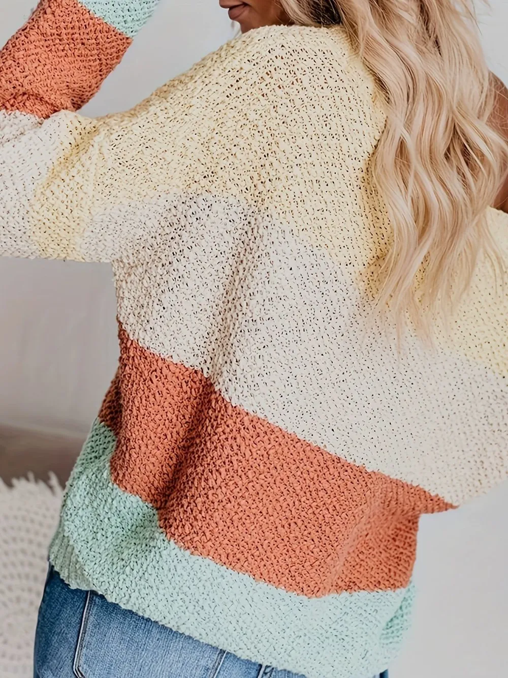 Color Block Round Neck Long Sleeve Sweater, image 3