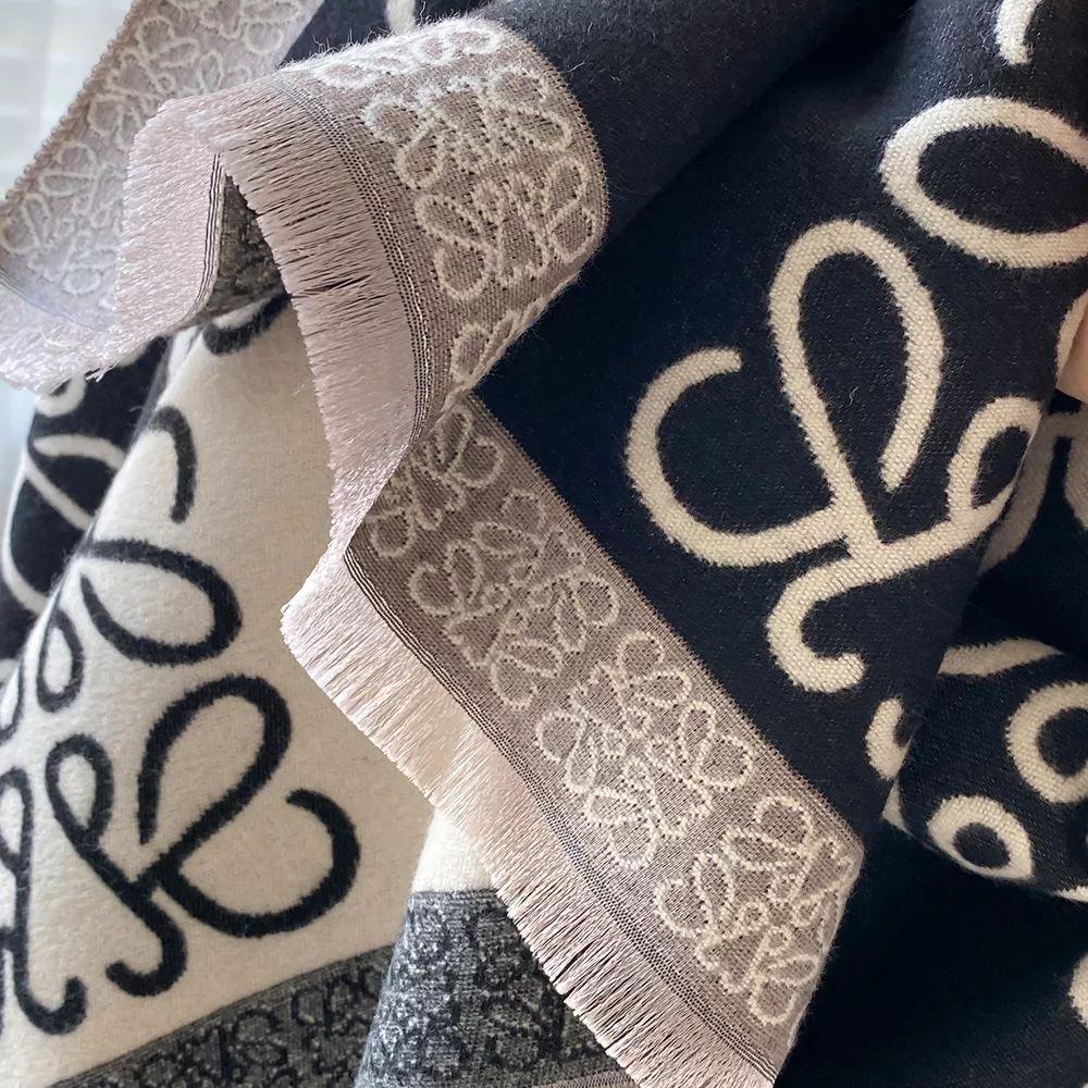 Raw Hem Winter Scarf, image 3