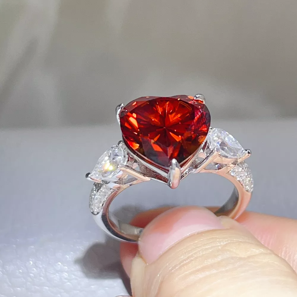 6 Carat 925 Sterling Silver Moissanite Heart Ring, image 2