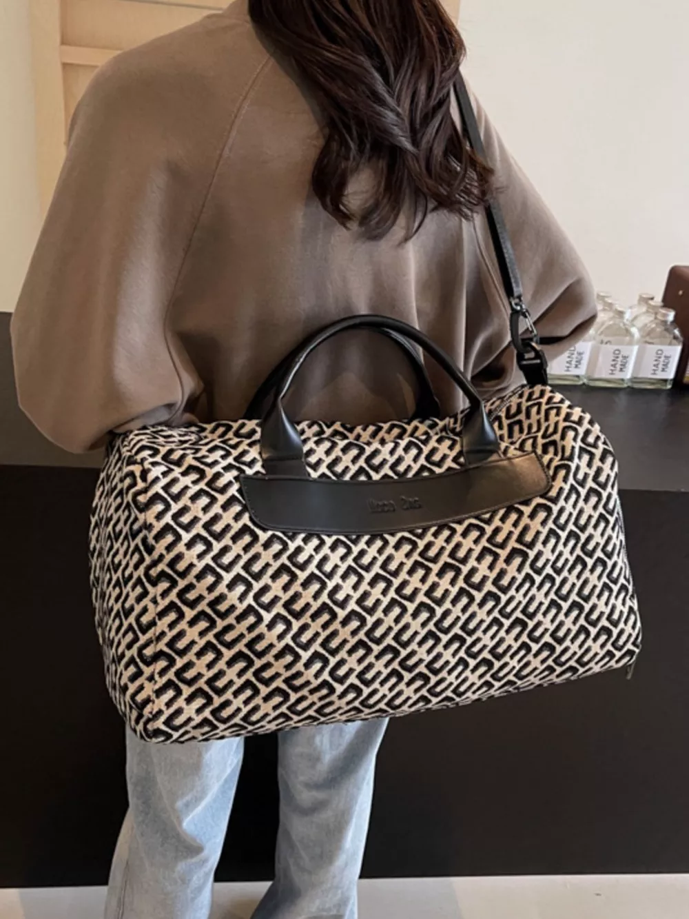 Geometric Pattern Travel Bag, image 6