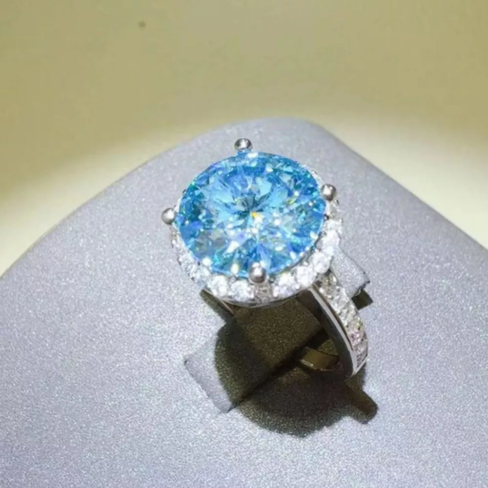 1 Carat 925 Sterling Silver Moissanite Ring, image 3