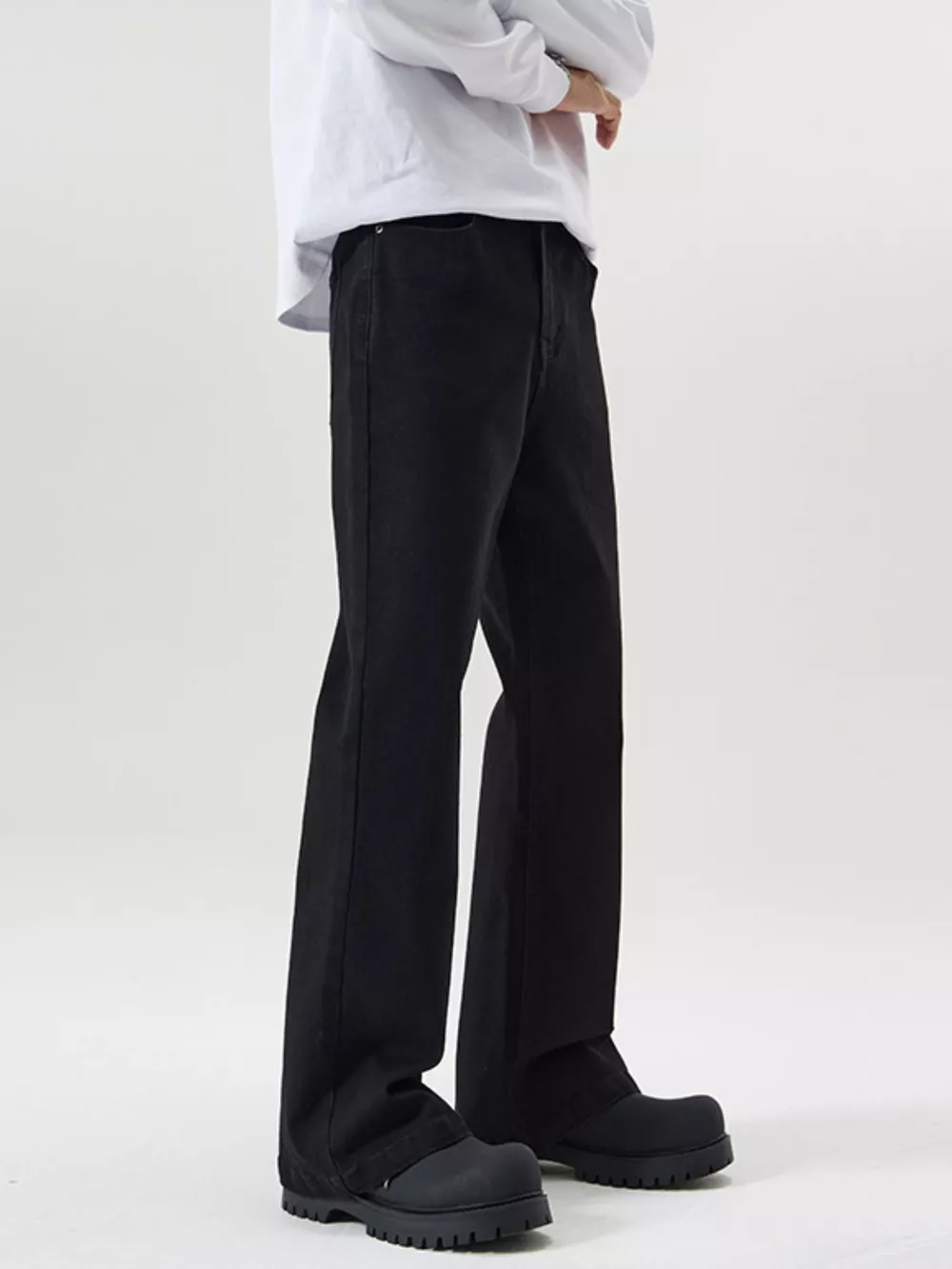 Men's Full Size Pocketed Bootcut Jeans Plus Size, image 2