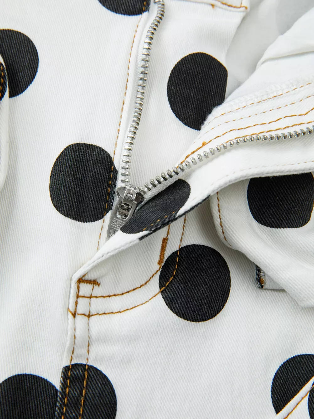Polka Dot High-Waisted Jeans, image 9