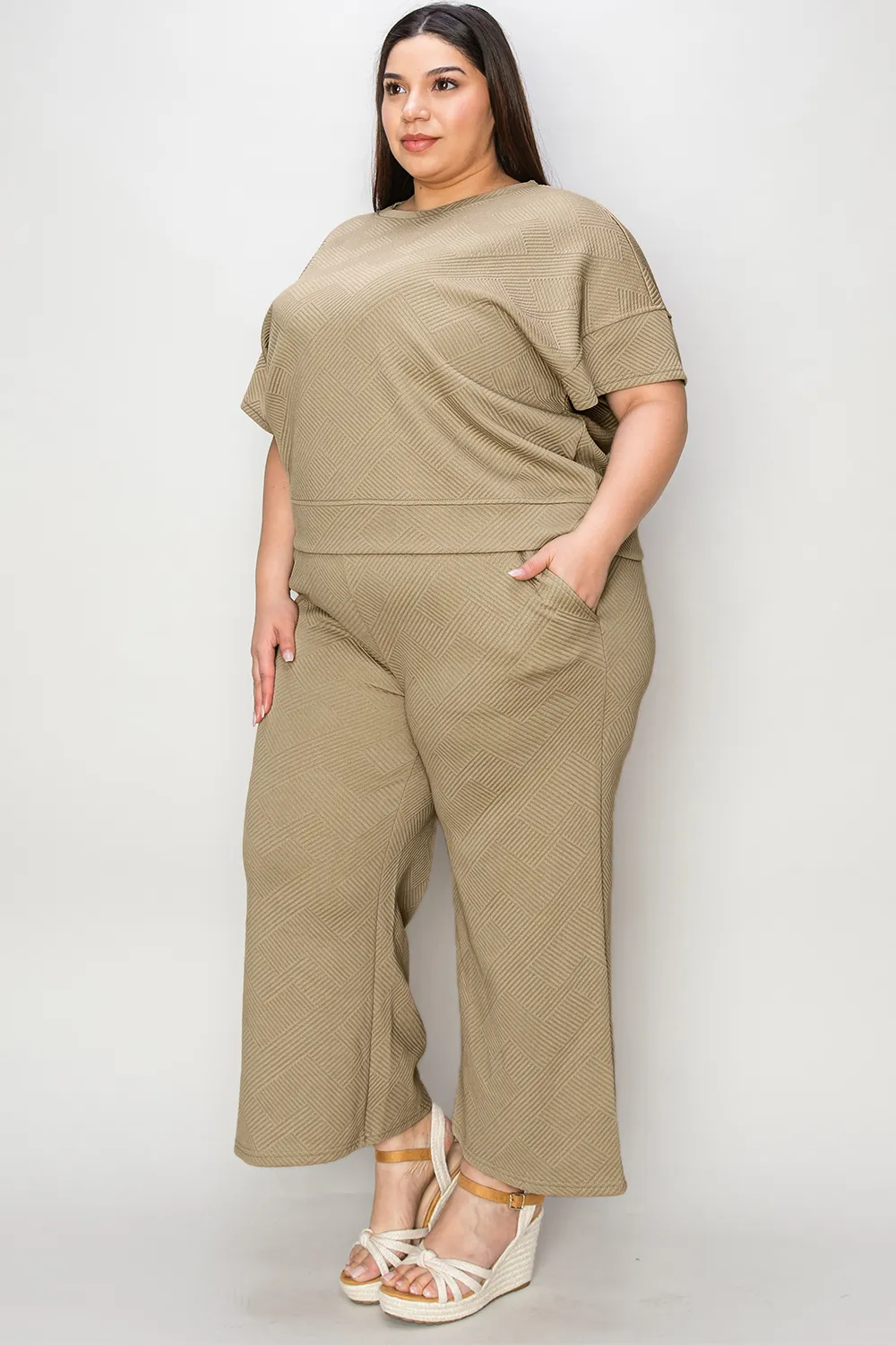 Full Size Texture Short Sleeve Top and Pants Set, image 20