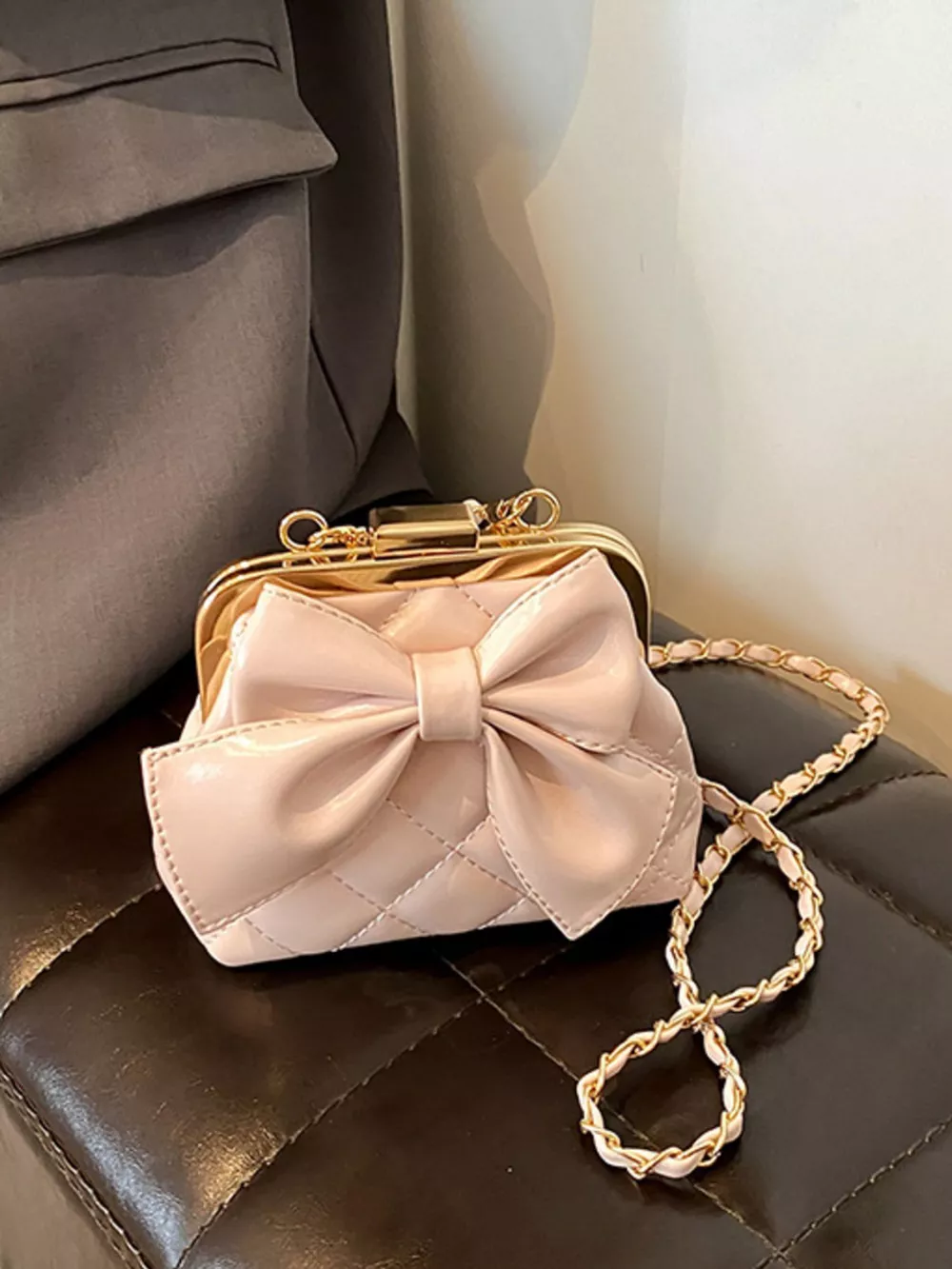 Bow Decor Quilted Crossbody Bag, image 2