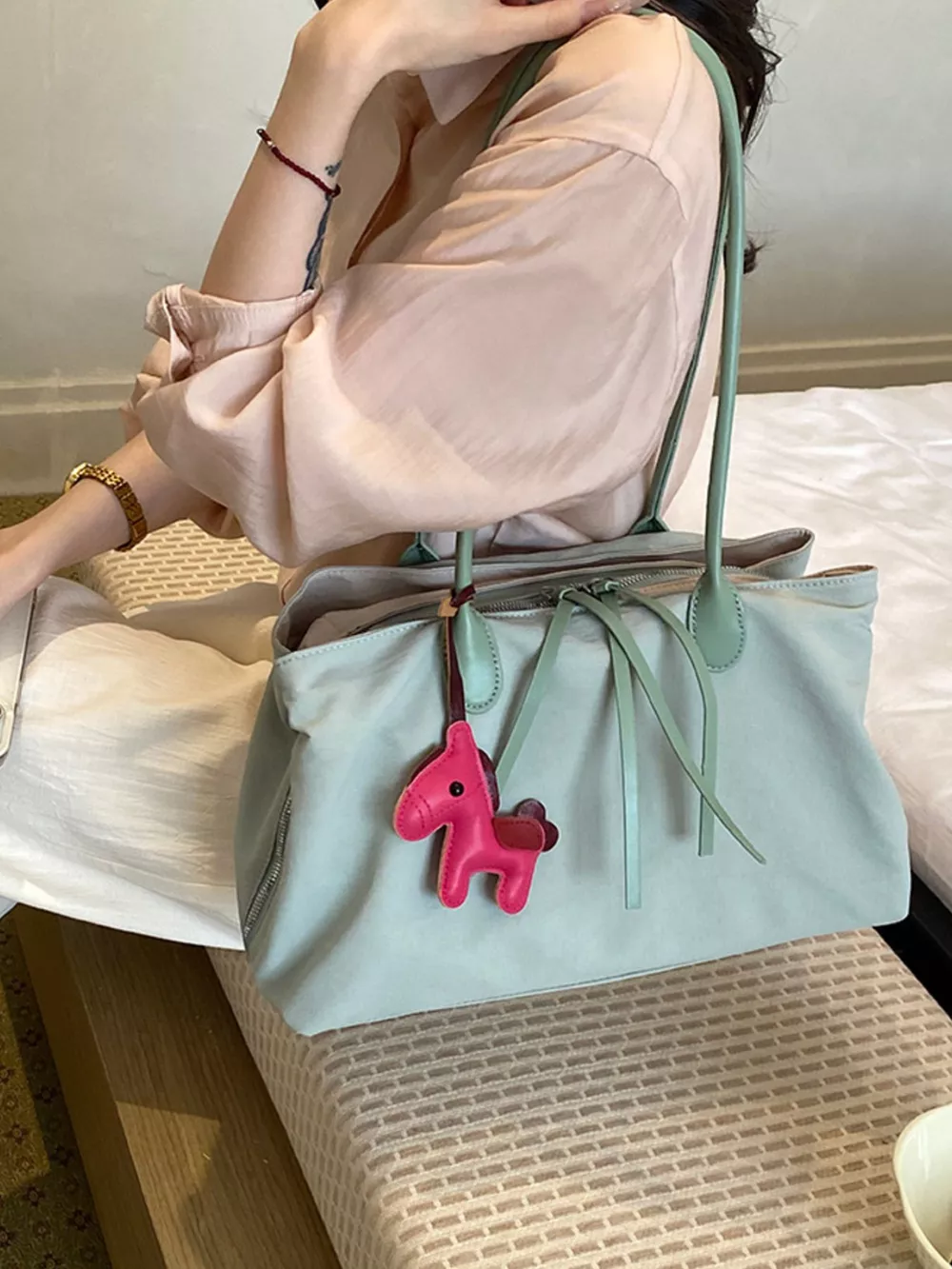 Lightweight Canvas Shoulder Bag, image 5