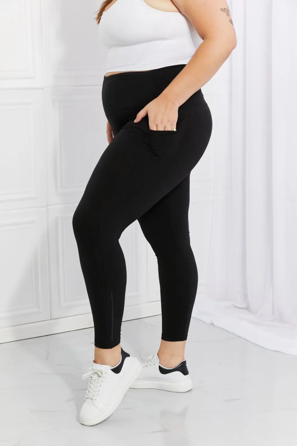 Full Size Strengthen and Lengthen Reflective Dot Active Leggings, image 7