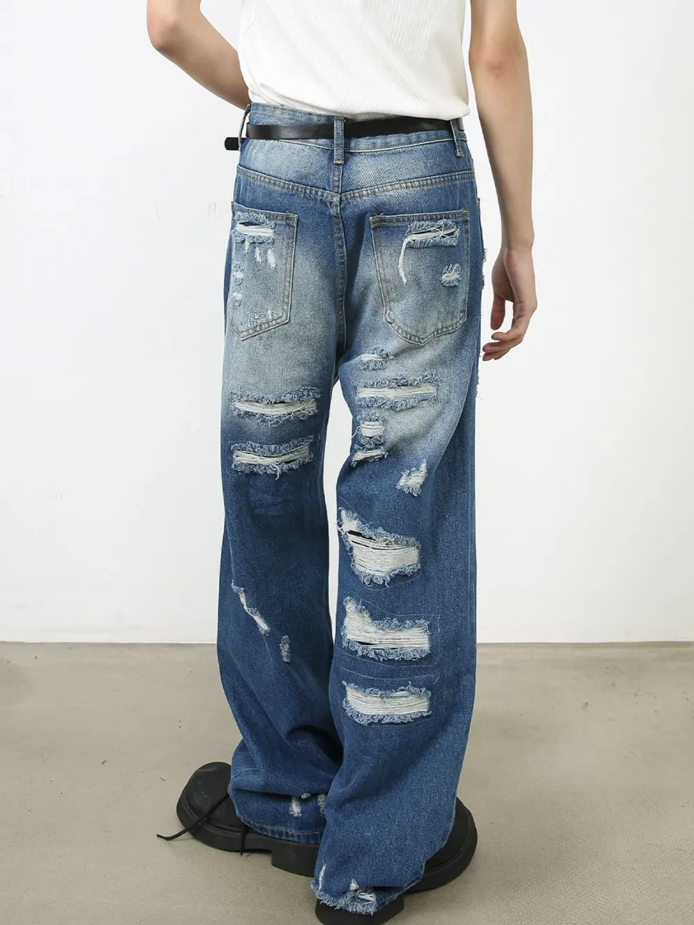 Men's Distressed Jeans with Pockets, image 2