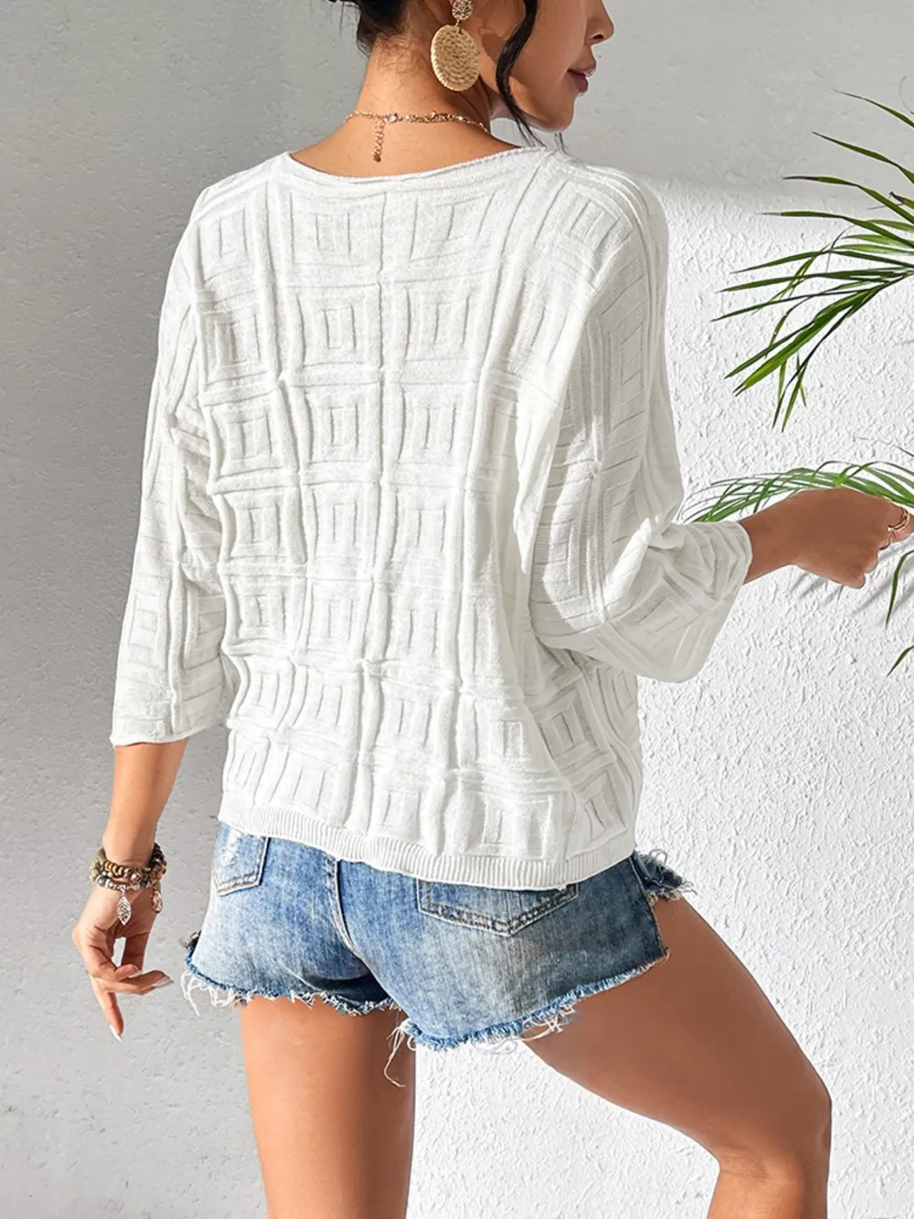 V-Neck Three-Quarter Sleeve Knit Top, image 3