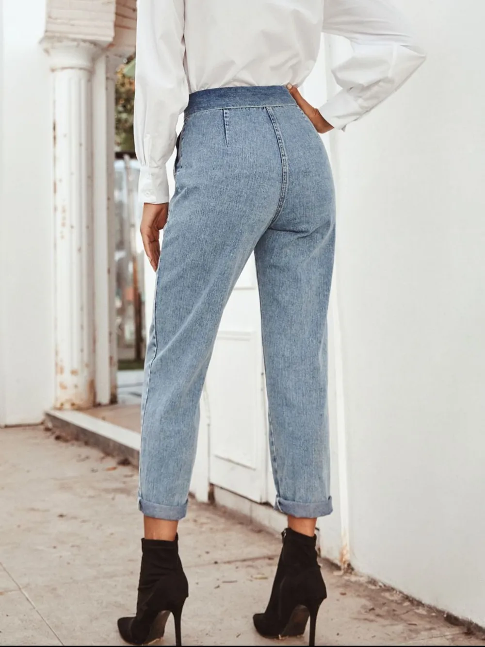 Tied Straight Leg Jeans with Pockets, image 2