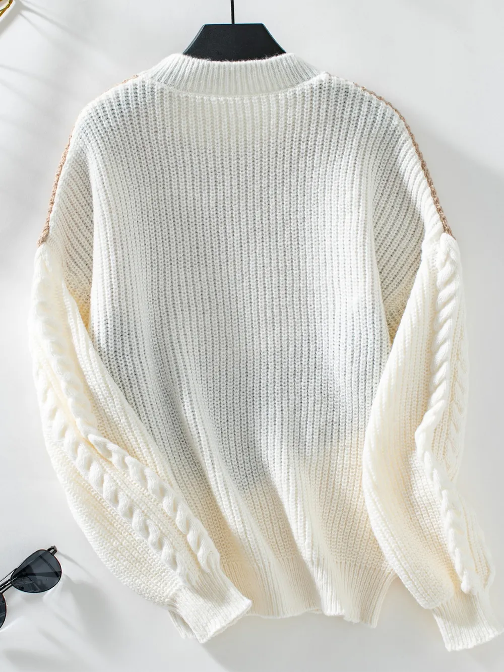 Contrast Round Neck Long Sleeve Sweater, image 9