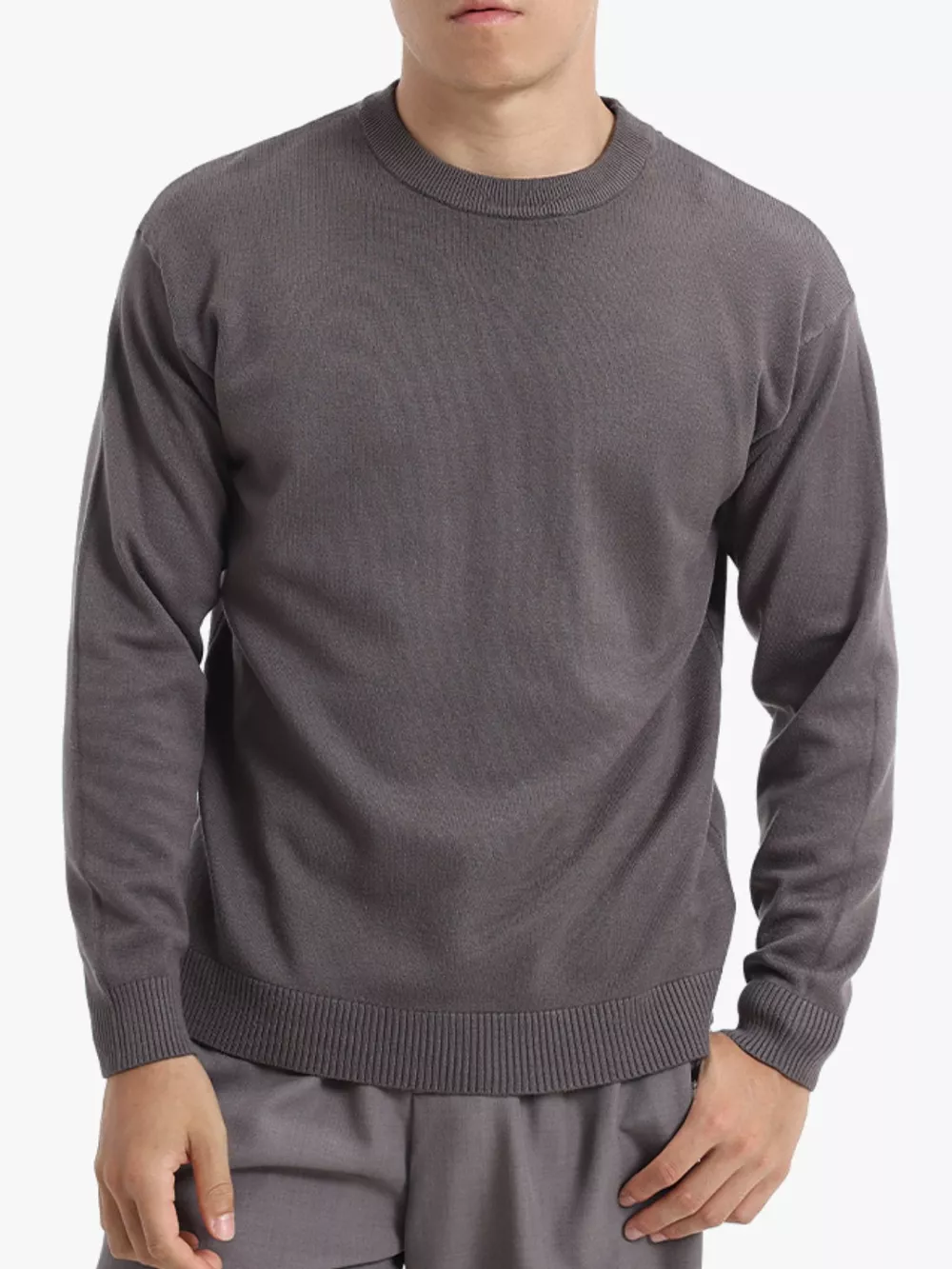 Men's Minimalist Crew Neck Sweater with Ribbed Cuffs, image 12