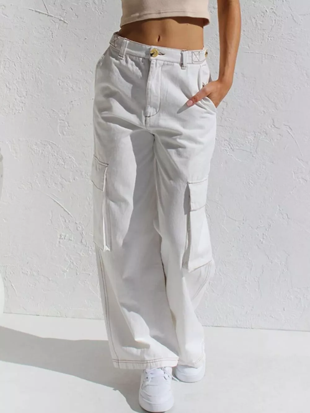 High-Waisted Wide Leg Cargo Jeans, image 3
