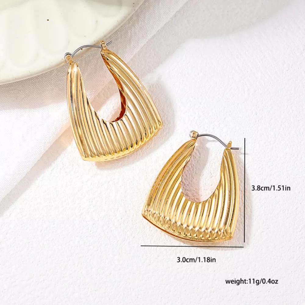 18K Gold-Plated Alloy Ribbed Triangular Hoop Earrings, image 5