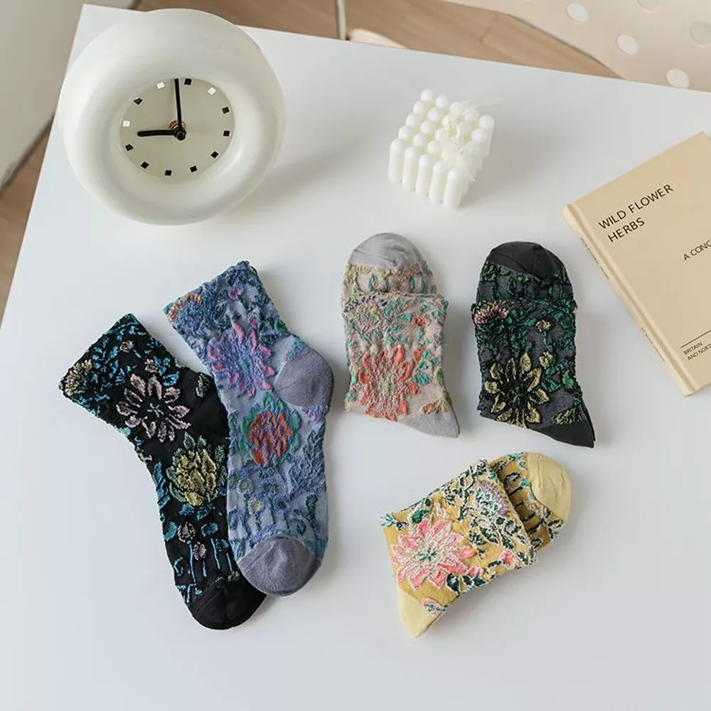 Floral Jacquard Crew Socks, image 2